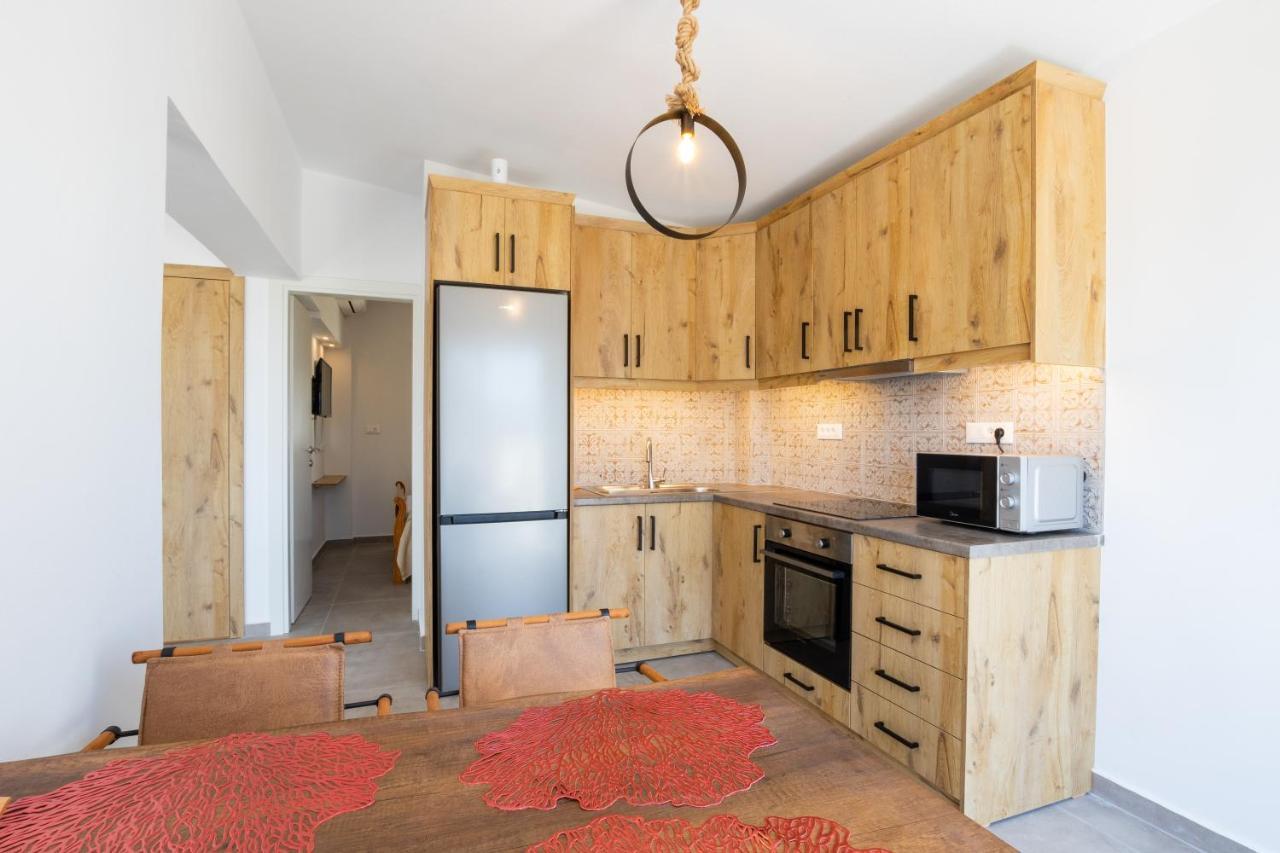 Aronia Luxury Apartments Karpathos Екстериор снимка