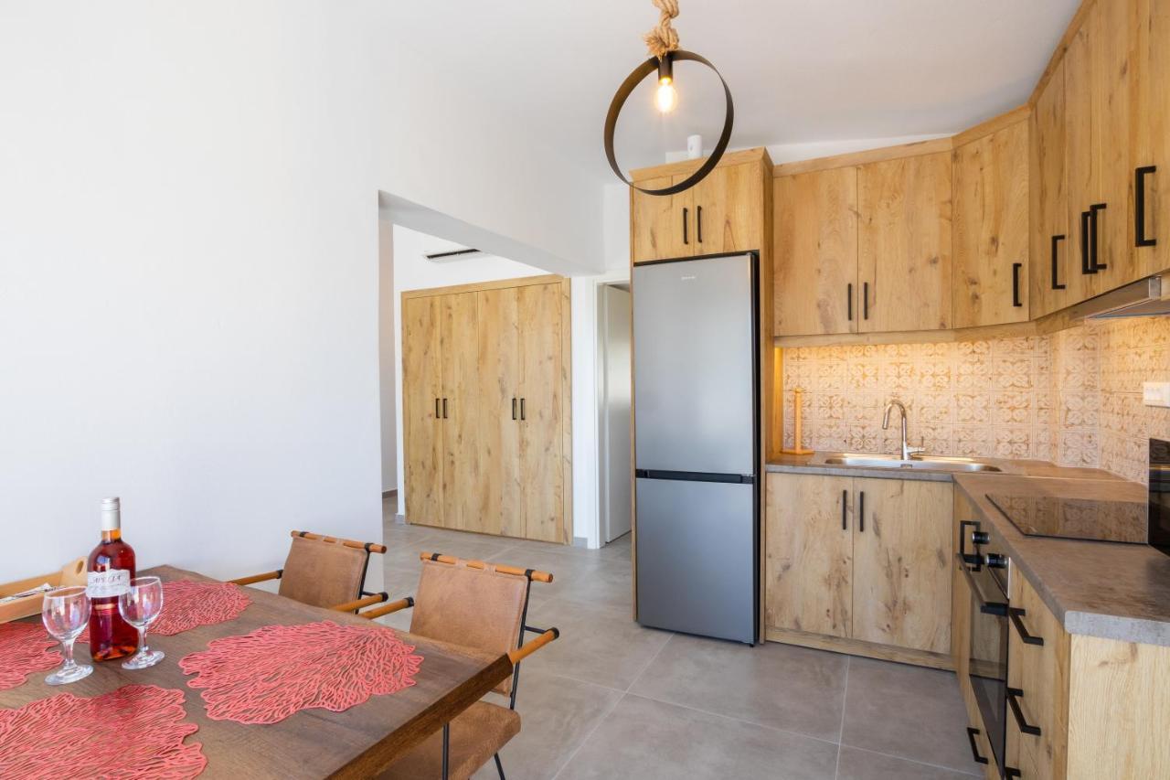Aronia Luxury Apartments Karpathos Екстериор снимка