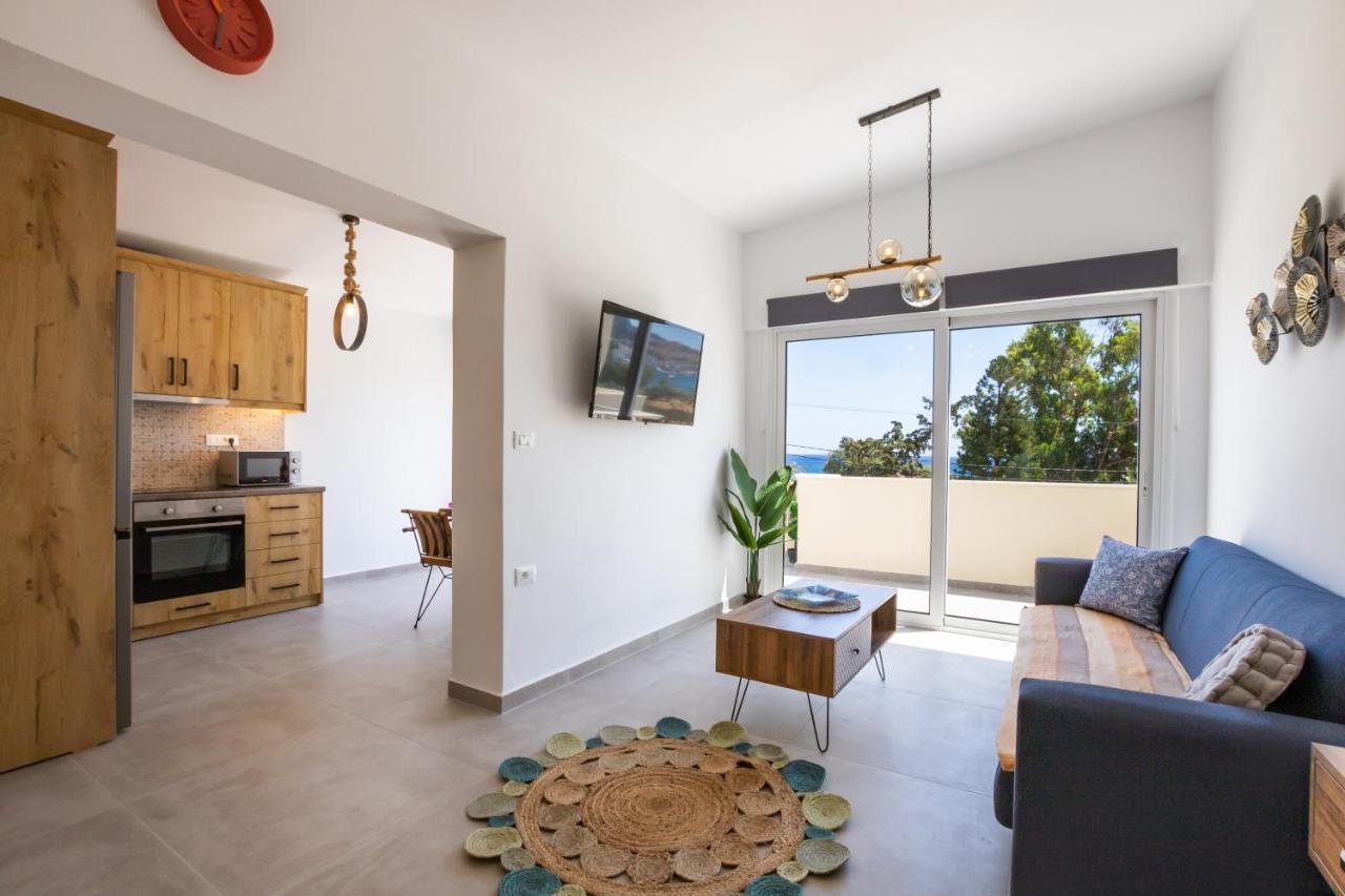 Aronia Luxury Apartments Karpathos Екстериор снимка